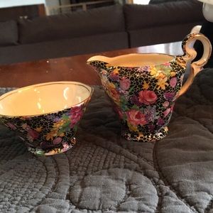 Royal wonton creamer and cup bundle